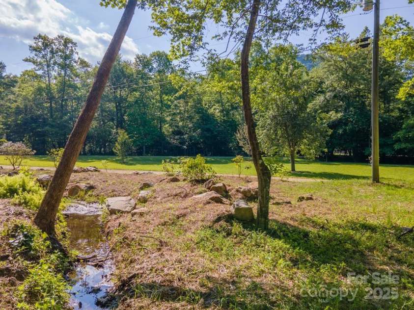 544 Stewart Road, Otto, NC 28763.  MLS# CAR4239282, YatesRealty ID 2967. 