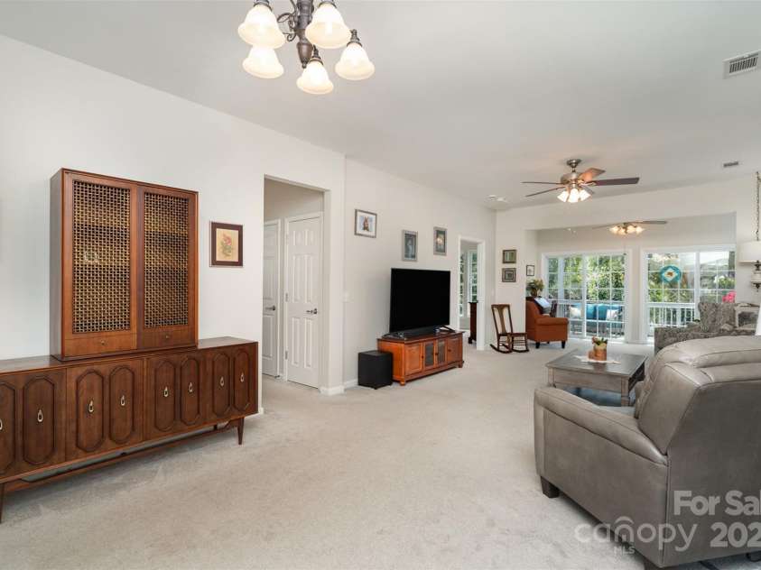 4079 Murray Street, Fort Mill, SC 29707.  MLS# CAR4273137, YatesRealty ID 29670. 