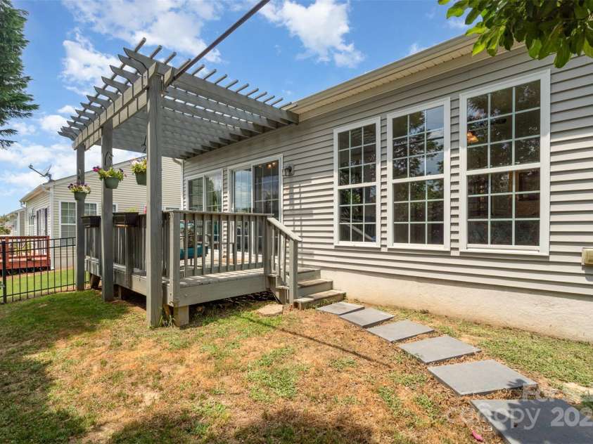 4079 Murray Street, Fort Mill, SC 29707.  MLS# CAR4273137, YatesRealty ID 29670. 