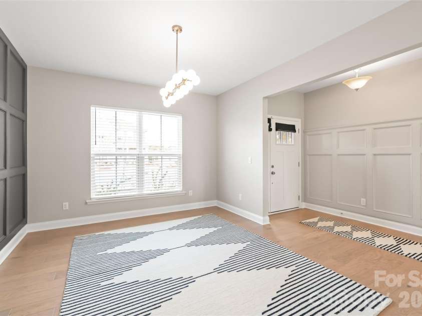 12205 Hollinhope Drive, Charlotte, NC 28278.  MLS# CAR4385321, YatesRealty ID 29673. Dining Room