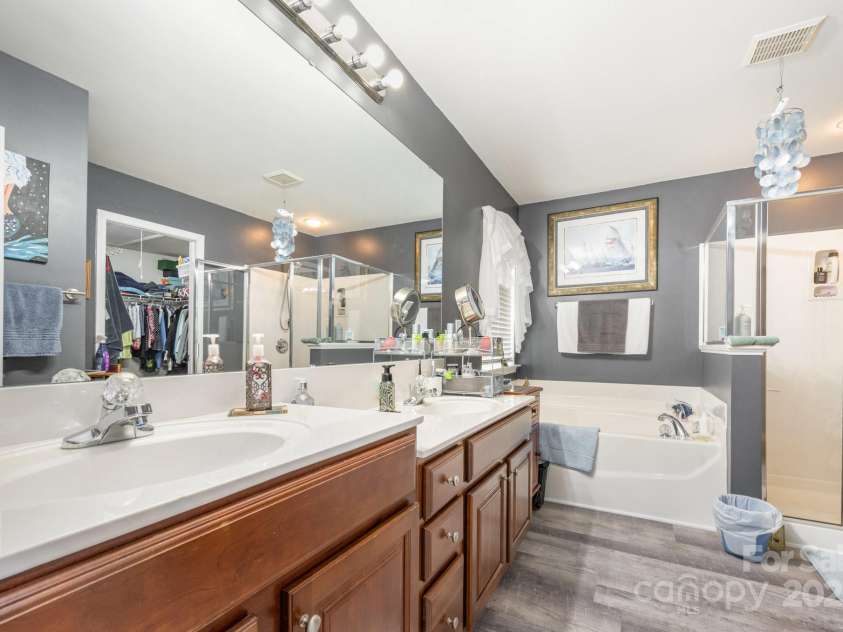 6006 Brook Valley Run, Monroe, NC 28110.  MLS# CAR4286232, YatesRealty ID 29673. 