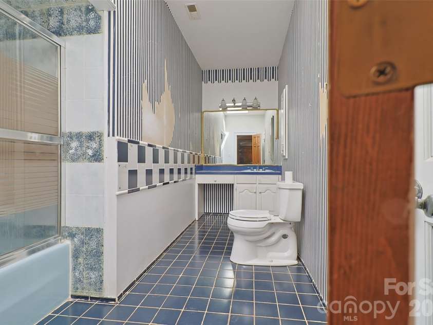 140 Ross Grove Road, Shelby, NC 28150.  MLS# CAR4383660, YatesRealty ID 29674. 