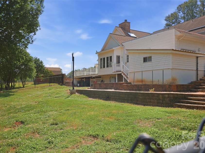 140 Ross Grove Road, Shelby, NC 28150.  MLS# CAR4383660, YatesRealty ID 29674. 
