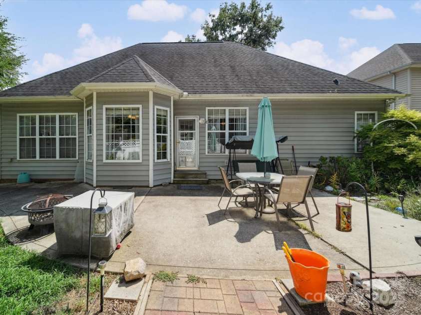 2090 Winding Oak Road, Rock Hill, SC 29732.  MLS# CAR4279008, YatesRealty ID 29675. Large patio - perfect for entertaining