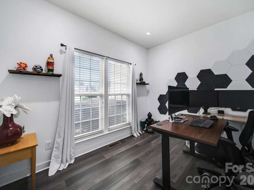 9954 Mitchell Glen Drive, Charlotte, NC 28277.  MLS# CAR4371090, YatesRealty ID 29675. 