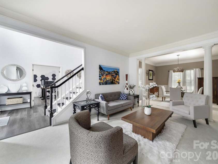 9954 Mitchell Glen Drive, Charlotte, NC 28277.  MLS# CAR4371090, YatesRealty ID 29675. 