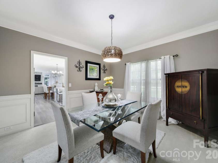 9954 Mitchell Glen Drive, Charlotte, NC 28277.  MLS# CAR4371090, YatesRealty ID 29675. 