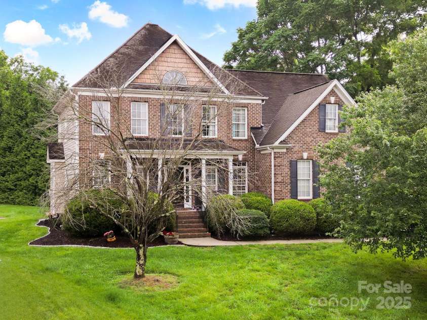 15 Orchard Grass Court, Greensboro, NC 27410.  MLS# CAR4286955, YatesRealty ID 29676. 