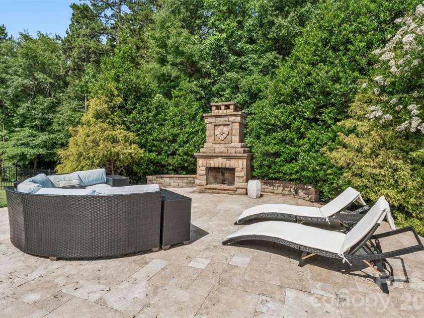 656 Avonmore Drive, Fort Mill, SC 29715.  MLS# CAR4387111, YatesRealty ID 29676. Backyard 