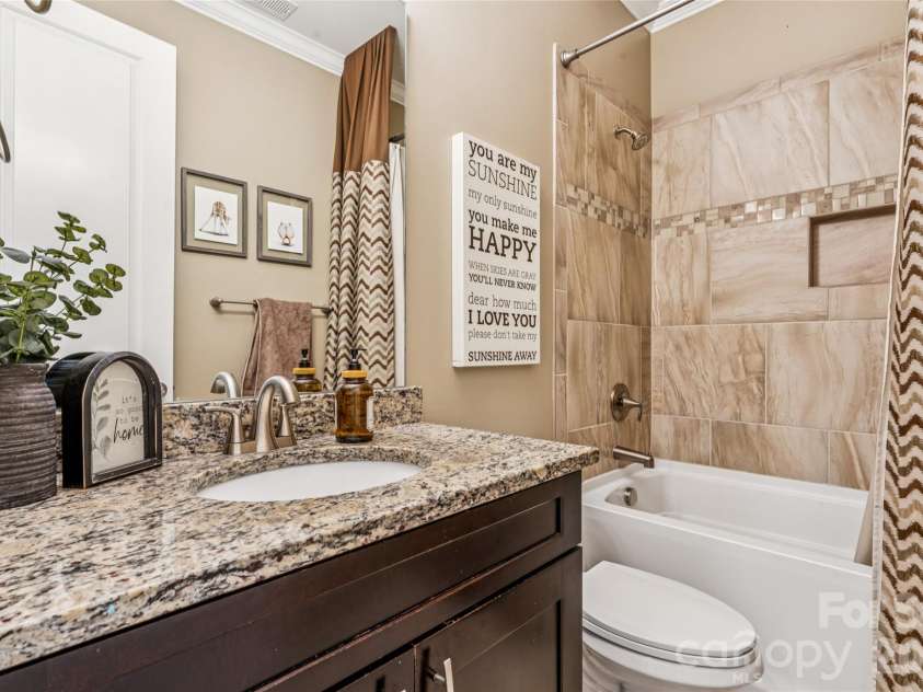 656 Avonmore Drive, Fort Mill, SC 29715.  MLS# CAR4387111, YatesRealty ID 29676. Bathroom 2