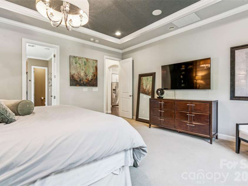 656 Avonmore Drive, Fort Mill, SC 29715.  MLS# CAR4387111, YatesRealty ID 29676. Primary Bedroom