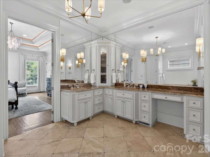 731 Mendenhall Court, Fort Mill, SC 29715.  MLS# CAR4391016, YatesRealty ID 29677. 
