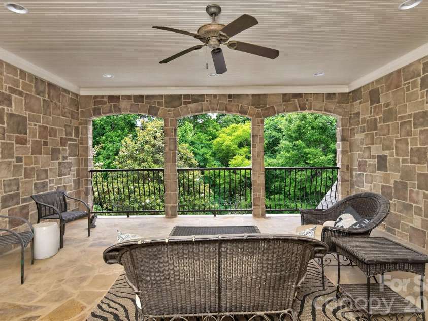 731 Mendenhall Court, Fort Mill, SC 29715.  MLS# CAR4391016, YatesRealty ID 29677. 