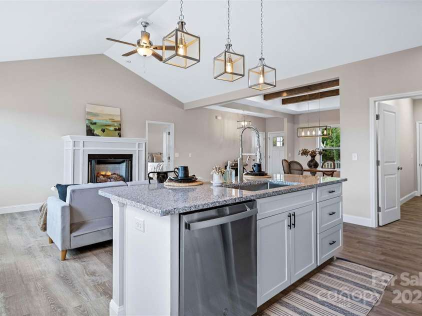 14 Holcombe Road, Candler, NC 28715.  MLS# CAR4274913, YatesRealty ID 2968. 