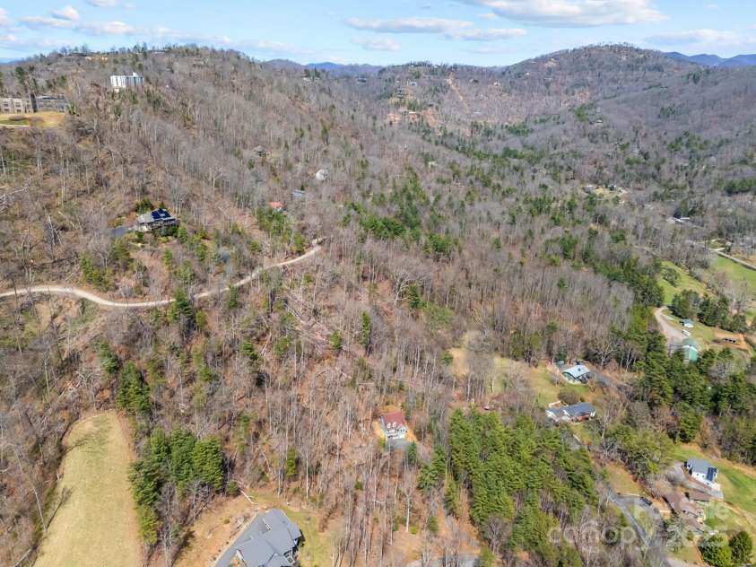 216 Vance Gap Road, Asheville, NC 28804.  MLS# CAR4239001, YatesRealty ID 2968. 