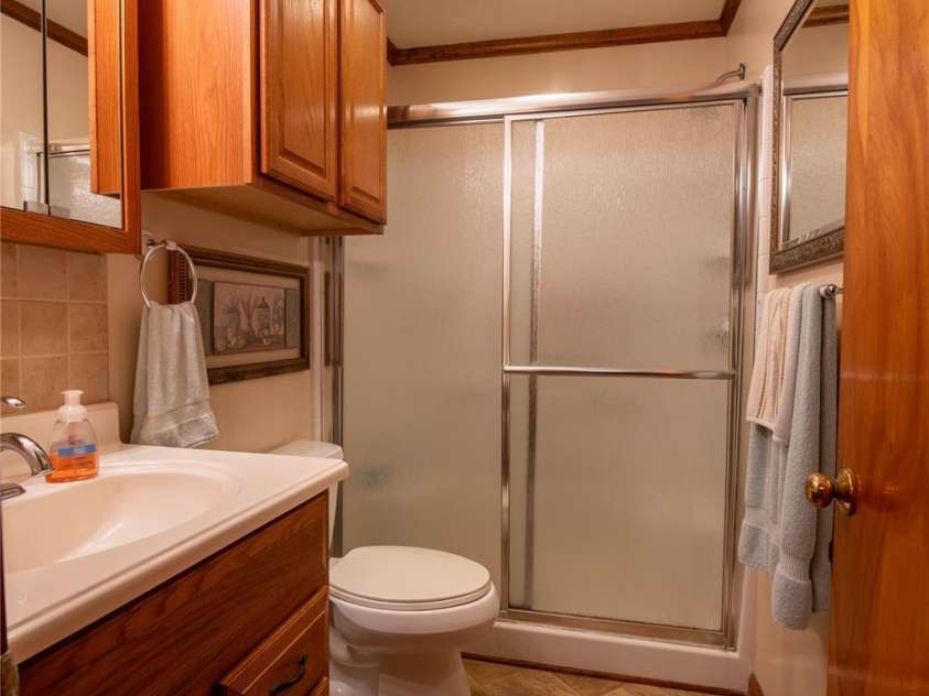 40 Double Island Road, Burnsville, NC 28714.  MLS# CAR4400038, YatesRealty ID 2968. 
