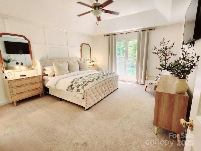 5505 Weavers Row, Gastonia, NC 28056.  MLS# CAR4246152, YatesRealty ID 29680. 