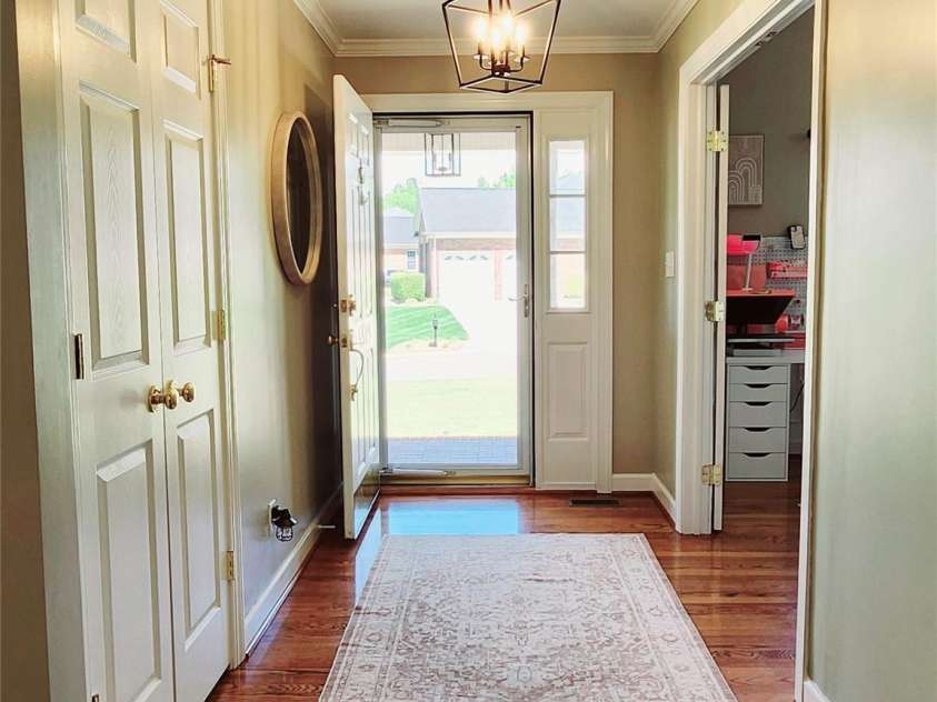 5505 Weavers Row, Gastonia, NC 28056.  MLS# CAR4246152, YatesRealty ID 29680. 