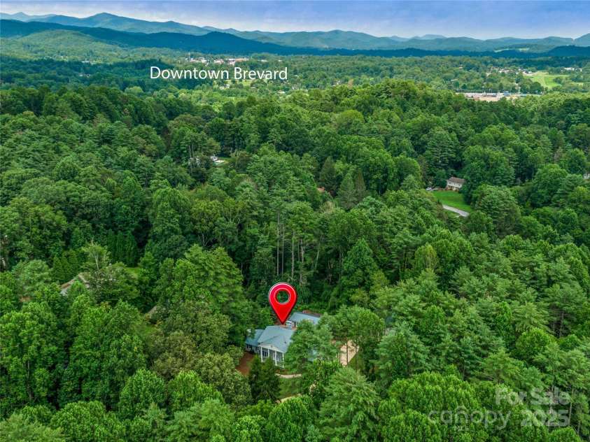 399 Evergreen Street, Brevard, NC 28712.  MLS# CAR4287214, YatesRealty ID 29681. 