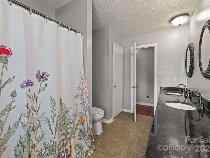 2704 Julep Lane, Charlotte, NC 28273.  MLS# CAR4284784, YatesRealty ID 29682. 