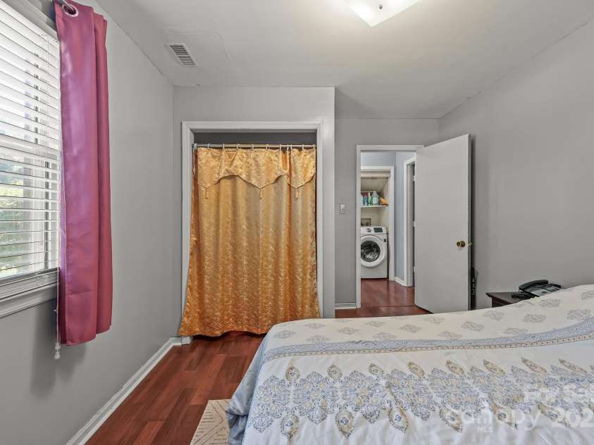 2704 Julep Lane, Charlotte, NC 28273.  MLS# CAR4284784, YatesRealty ID 29682. Downstairs Bedroom