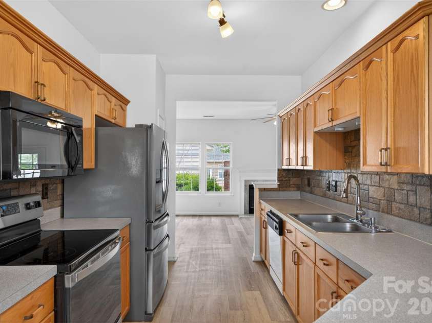 6921 Creft Circle, Indian Trail, NC 28079.  MLS# CAR4392053, YatesRealty ID 29683. 