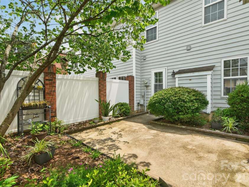 6921 Creft Circle, Indian Trail, NC 28079.  MLS# CAR4392053, YatesRealty ID 29683. 