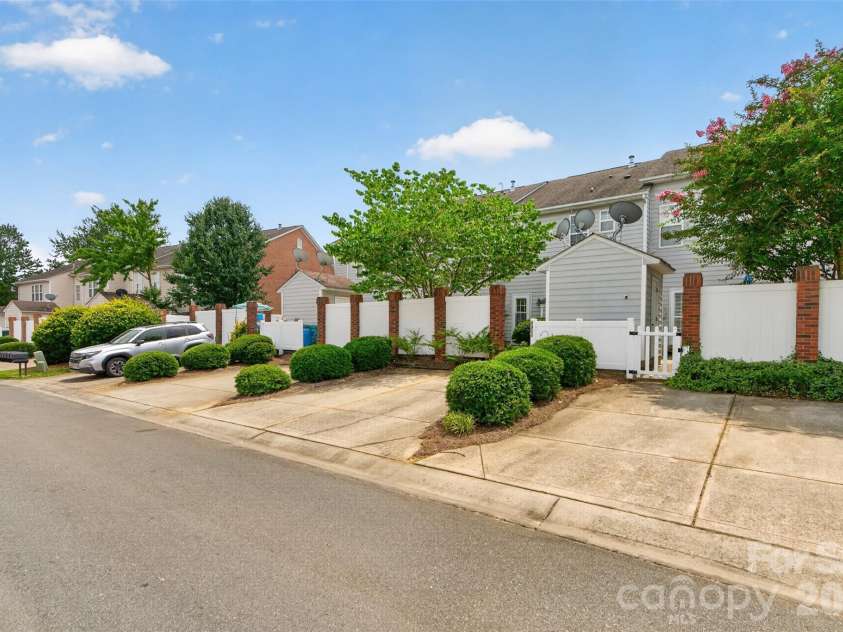 6921 Creft Circle, Indian Trail, NC 28079.  MLS# CAR4392053, YatesRealty ID 29683. 