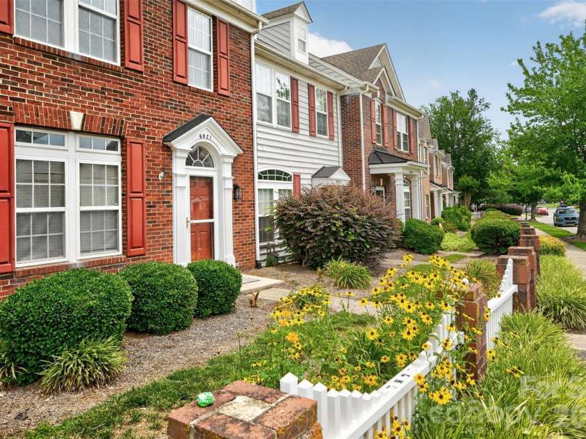 6921 Creft Circle, Indian Trail, NC 28079.  MLS# CAR4392053, YatesRealty ID 29683. 