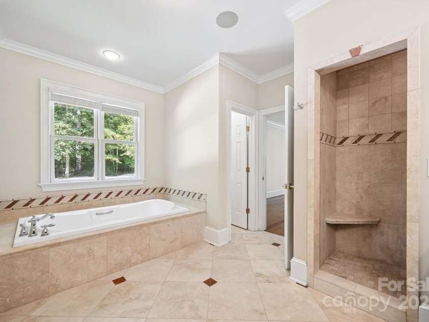 20308 Ridgebrook Lane, Locust, NC 28097.  MLS# CAR4279014, YatesRealty ID 29685. Primary Bath