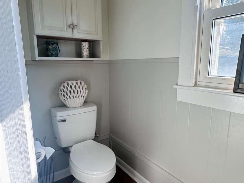 2202 16th Avenue, Hickory, NC 28601.  MLS# CAR4272734, YatesRealty ID 29686. Half bath