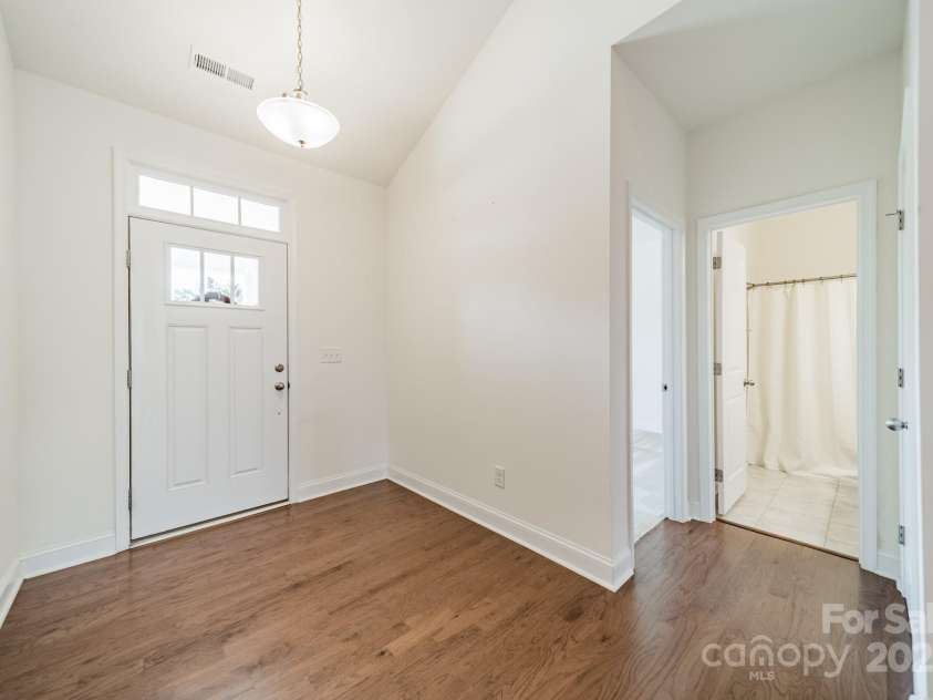 558 Red Wolf Lane, Clover, SC 29710.  MLS# CAR4287235, YatesRealty ID 29687. 