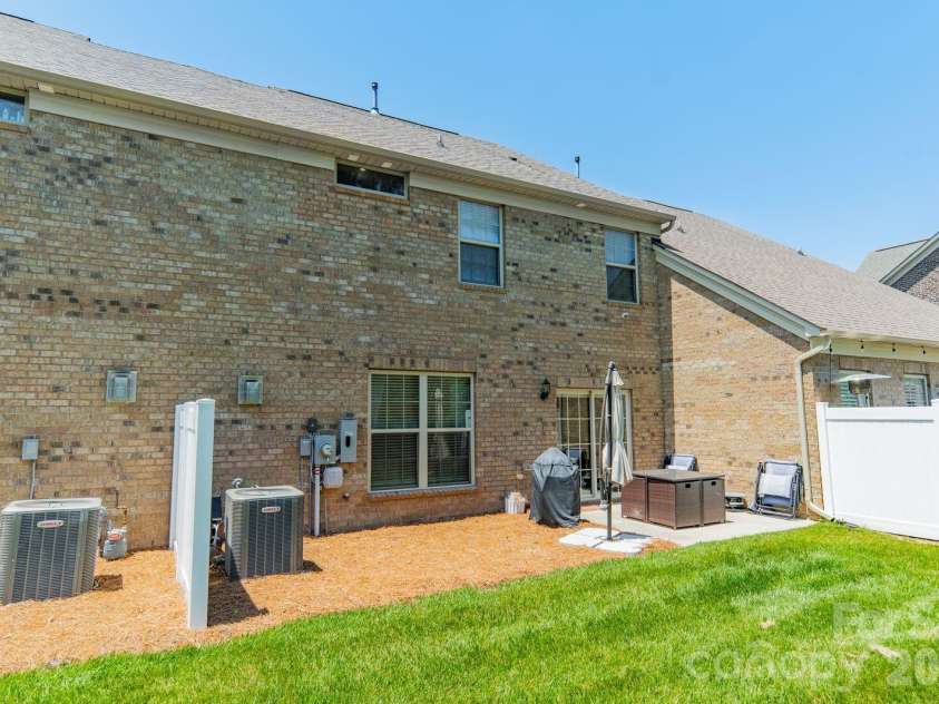 1038 Crest Oak Lane, Fort Mill, SC 29707.  MLS# CAR4384950, YatesRealty ID 29688. 