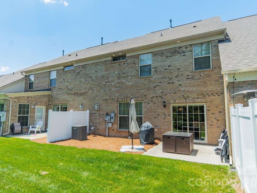 1038 Crest Oak Lane, Fort Mill, SC 29707.  MLS# CAR4384950, YatesRealty ID 29688. 
