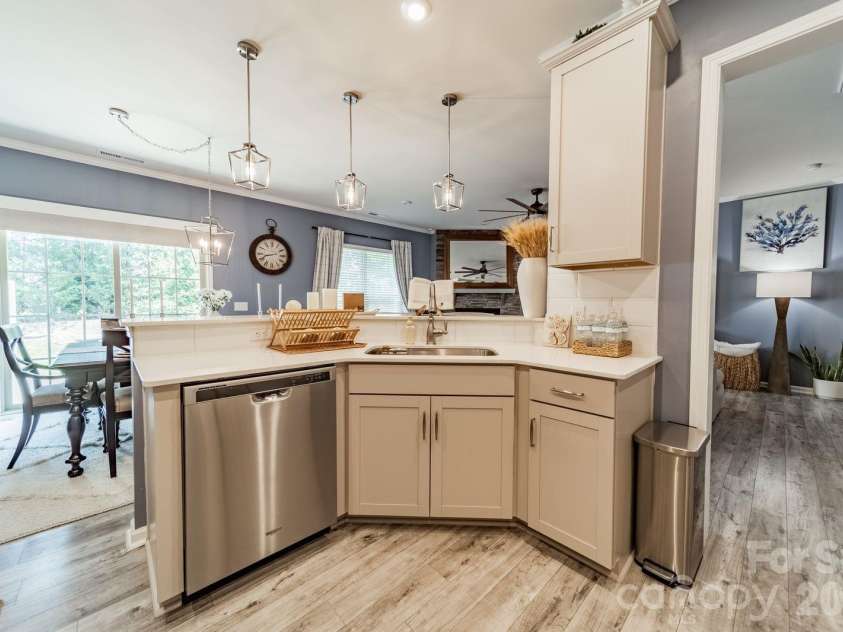1038 Crest Oak Lane, Fort Mill, SC 29707.  MLS# CAR4384950, YatesRealty ID 29688. 