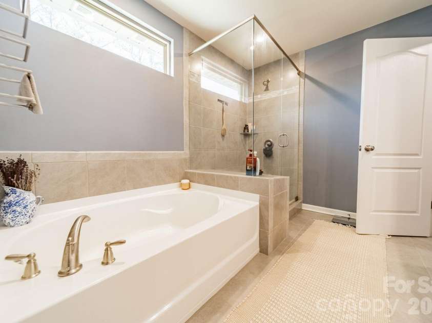 1038 Crest Oak Lane, Fort Mill, SC 29707.  MLS# CAR4384950, YatesRealty ID 29688. 