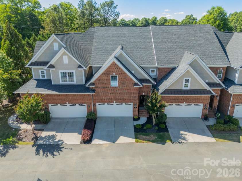 205 Pine Needles Lane, Fort Mill, SC 29708.  MLS# CAR4381450, YatesRealty ID 29689. 