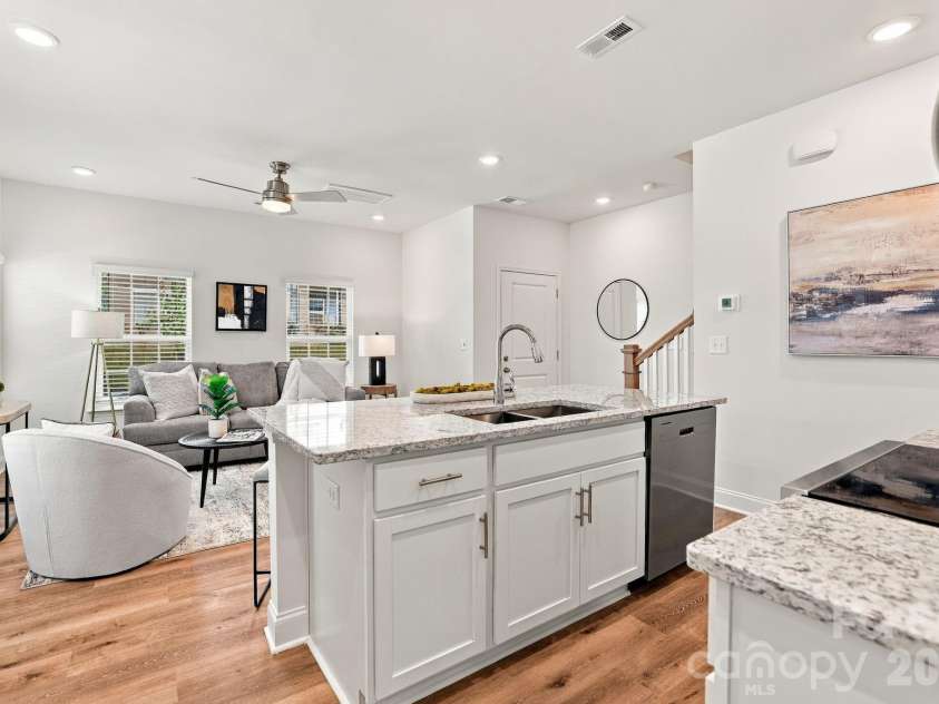 5012 Cherry Gum Court, Matthews, NC 28105.  MLS# CAR4422821, YatesRealty ID 2969. 