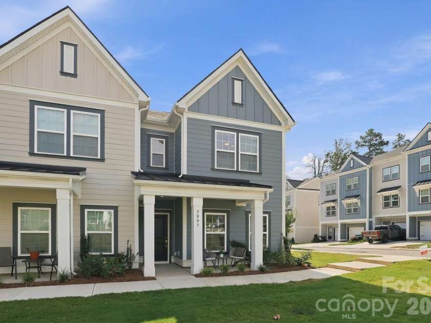 5012 Cherry Gum Court, Matthews, NC 28105.  MLS# CAR4422821, YatesRealty ID 2969. 