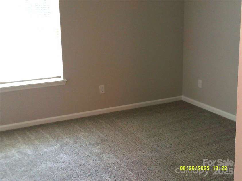 5855 Amity Springs Drive, Charlotte, NC 28212.  MLS# CAR4275097, YatesRealty ID 29690. Upgraded carpet in bedrooms