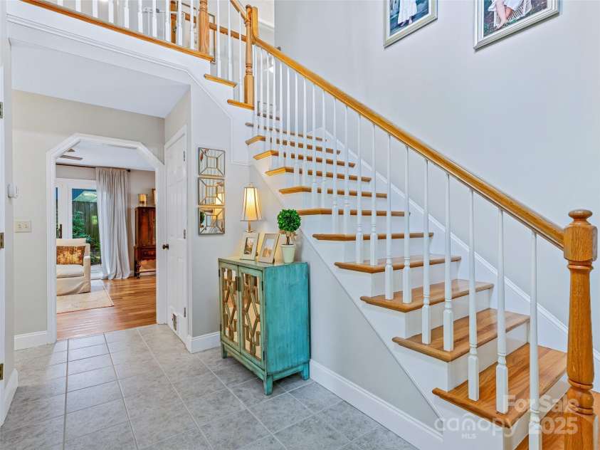4 Amelia Court, Arden, NC 28704.  MLS# CAR4276897, YatesRealty ID 29691. 