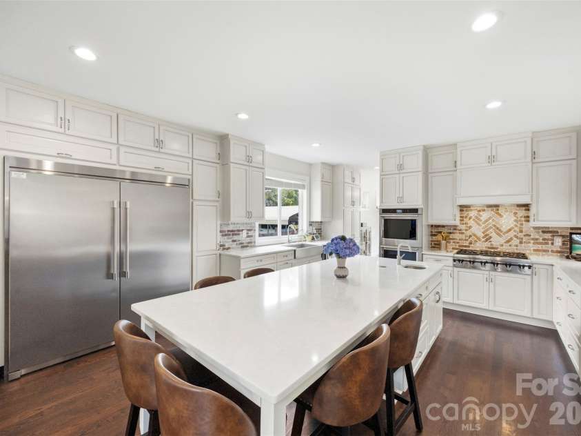 5555 Riverfront Road, Lake Wylie, SC 29710.  MLS# CAR4377095, YatesRealty ID 29692. 