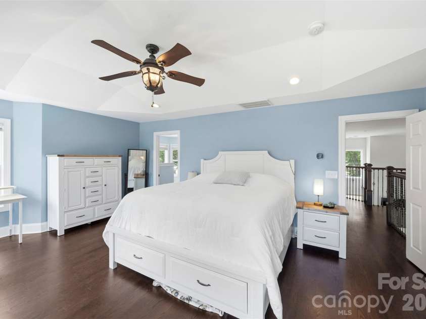 5555 Riverfront Road, Lake Wylie, SC 29710.  MLS# CAR4377095, YatesRealty ID 29692. 