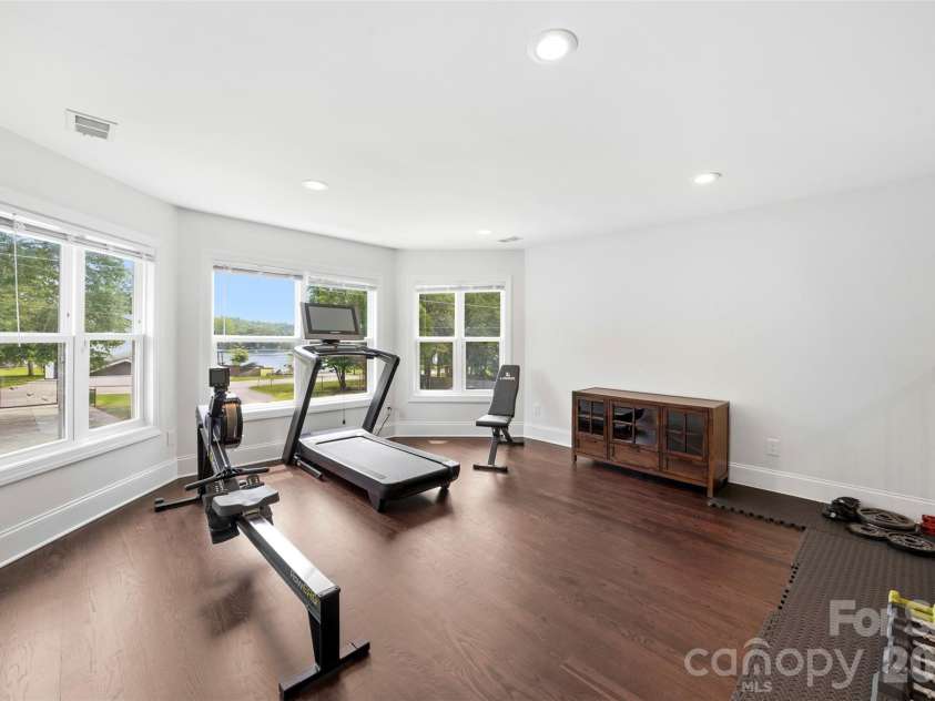 5555 Riverfront Road, Lake Wylie, SC 29710.  MLS# CAR4377095, YatesRealty ID 29692. 