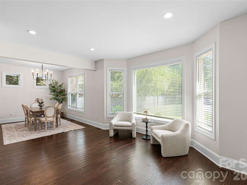 5555 Riverfront Road, Lake Wylie, SC 29710.  MLS# CAR4425921, YatesRealty ID 29692. Living/dining