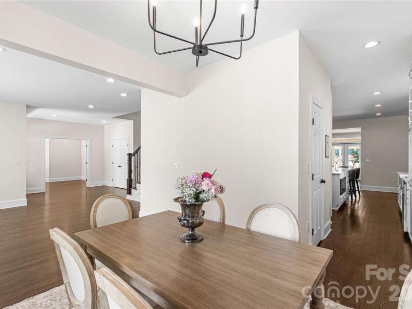 5555 Riverfront Road, Lake Wylie, SC 29710.  MLS# CAR4425921, YatesRealty ID 29692. The Dining room flows perfectly from the kitchen