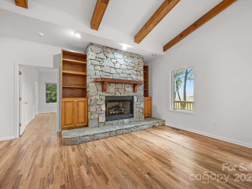 110 Thrashing Rock Drive, Hendersonville, NC 28739.  MLS# CAR4282429, YatesRealty ID 29693. Gas fireplace