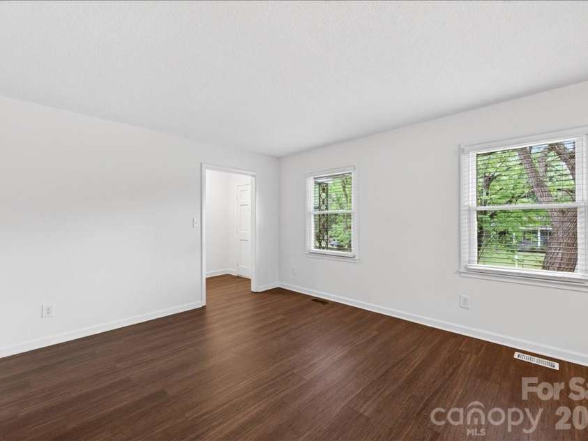 6219 Welford Road, Charlotte, NC 28211.  MLS# CAR4376961, YatesRealty ID 29693. 