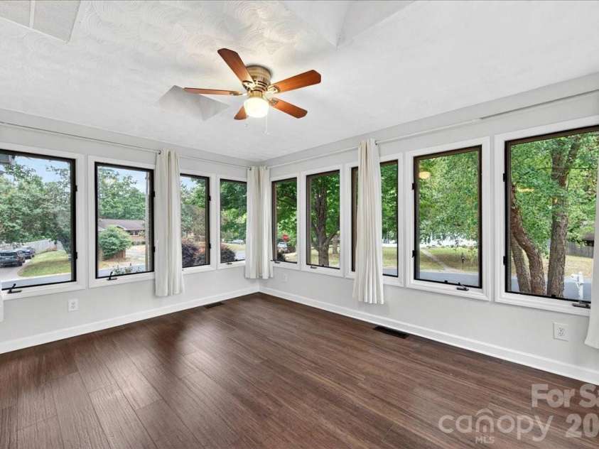6219 Welford Road, Charlotte, NC 28211.  MLS# CAR4376961, YatesRealty ID 29693. 