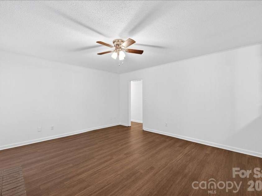 6219 Welford Road, Charlotte, NC 28211.  MLS# CAR4376961, YatesRealty ID 29693. 